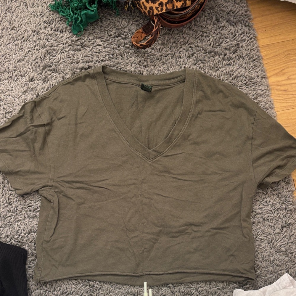 wild fable Olive Green V‑Neck Crop Top